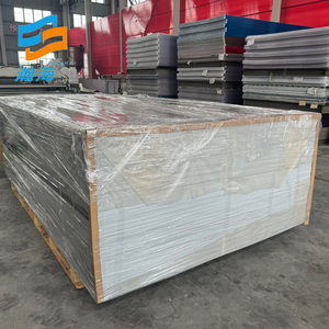 <span class=keywords><strong>Plaque</strong></span> alvéolaire en <span class=keywords><strong>polycarbonate</strong></span> transparent <span class=keywords><strong>de</strong></span> 4 mm et 6 mm d'épaisseur, durable, écologique, pour usage extérieur (serres, serres à fleurs, toitures), anti-UV - Product Image 5