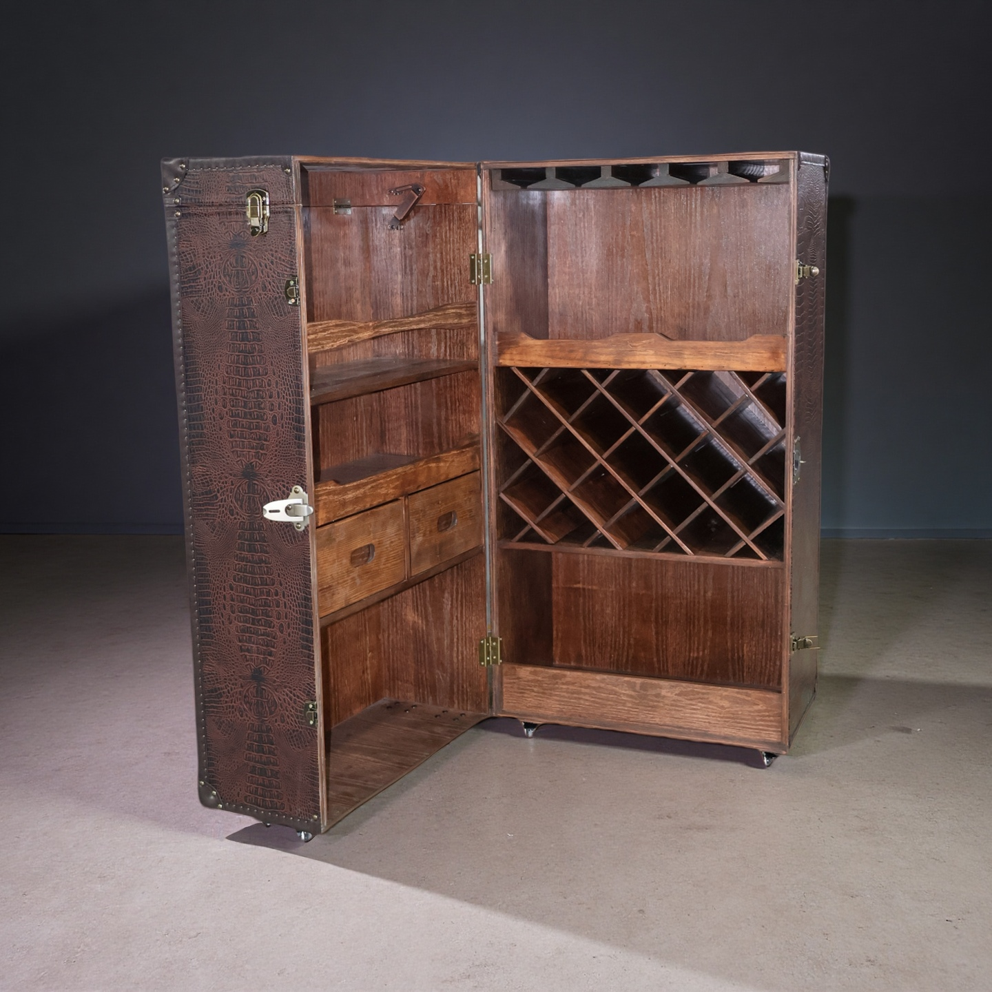 Wholesale Vintage Wooden Wine Bar Cabinet Sustainable Mango Wood