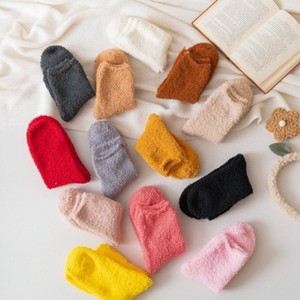 Hot Sale Winter Custom Warm Cupcake Gift <strong>Fuzzy</strong> Funny <strong>Socks</strong> for Ladies Indoor Floor <strong>Socks</strong> - Product Image 3