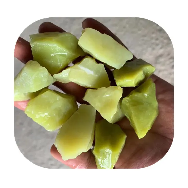 天然ライトグリーンレモン翡翠原石を治癒する鉱物結晶