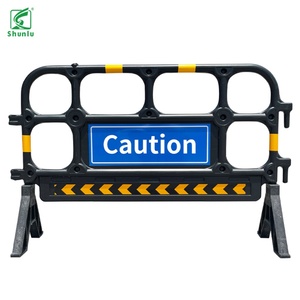Guide de sécurité pour la construction en extérieur : Poteaux de clôture et barrières routières en PE pour le contrôle du trafic – Prix usine - Product Image 4