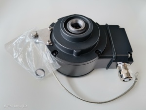 Codificador Rotatorio Incremental de Alta Resistencia HOG10 DN 1024 |   1024 PPR |   Eje hueco de 10 mm |   IP66 para Turbinas Eólicas - Product Image 3