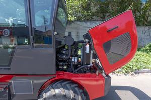 Mini Cargadora Frontal Changlin, Carga Máxima 600 kg, Brazo Telescópico, Mini Cargadoras de Ruedas de 4T con CE EPA EURO-V - Product Image 5