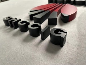 Insegna Personalizzata in Metallo per Negozi, Logo Aziendale 3D, Insegna da Parete in Acciaio Inox Dorato, Lettere 3D Personalizzate - Product Image 3