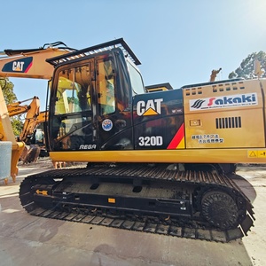 Excavadora de cadenas 90% nueva en buen estado, ideal para trabajos pesados, modelo CAT 320D2 usada. - Product Image 4