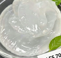 SLES 70% 28% Sodium Lauryl Ether Sulfate SLES 70% Tensioactif à haute mousse pour les soins personnels et les détergents CAS 68585-34-2
