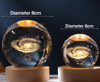 Sphère de cristal de la galaxie gravée au laser 3D avec lampe de nuit LED à intensité variable à commande tactile pour la décoration de la maison