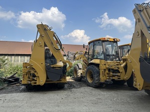 Mini Escavadora Retroescavadeira Terex 388 de Pequeno Porte com Joystick, CE EPA Euro5, 4X4, 8t, Preço Acessível à Venda - Product Image 5