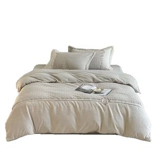 ชุดผ้าห่มนวมขนแกะดูโอ ซี ไอ เม่ย เหมียน คัง 4 ชิ้น สีพื้น สำหรับฤดูหนาว อุ่นสบาย ใช้ในบ้าน ซักเครื่องได้ - Product Image 4