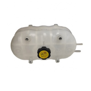 AT381935 Nuevo Tanque de Agua Auxiliar con Tapa, Depósito de Expansión, Garantía de 6 Meses, Hecho en China - Product Image 1
