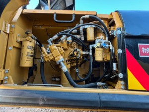 Excavadora hidráulica sobre orugas Caterpillar 330D de Japón usada y excavadora Cat de segunda mano 330lb 325D 330d 329d - Product Image 6