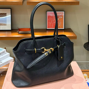 Sac Polène Cyme – Cabas Femme en Cuir Véritable, Sac à Main de Créateur Polène Paris, Sac Shopping Portable en Cuir de Vachette, Sacoche de Mode Grande Capacité - Product Image 2