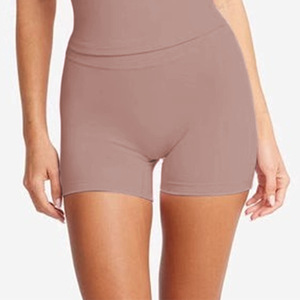High Quality <strong>Gym</strong> Fitness Running Pants High Elastic Yoga Sports <strong>Shorts</strong> Hip Lifting Running Exercise Yoga <strong>Shorts</strong> for <strong>Women</strong> - Product Image 3