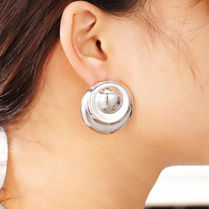 Orecchini a Perno Rotondi Stile Punk, Gioielli di Moda per Donna, Ideali per Uso Quotidiano, Feste e Regalo - Product Image 3