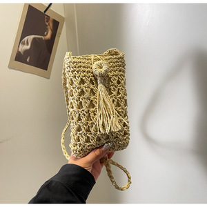 2025 primavera estate Vintage a tracolla singola borsa a tracolla da donna con tessuto cavo in paglia borsa con cerniera in stile antico - Product Image 6
