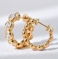 Boucles d'oreilles créoles Huggies pour femme en or 18 carats avec diamants de laboratoire certifiés IGI, modèle Icon, style tennis à perles, surprise