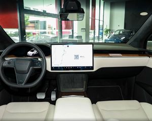 Deposito risparmio energetico 5 porte 5 posti SUV puro elettrico <span class=keywords><strong>Tesla</strong></span> modello <span class=keywords><strong>X</strong></span> EV auto 670Ps 493kW di medie grandi <span class=keywords><strong>dimensioni</strong></span> auto velocità massima 262 Kmh - Product Image 6