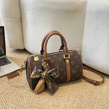 Sac de luxe pour femme haut de gamme, nouveau modèle, sac à main léger et luxueux, sac Boston, sac à bandoulière et sac croisé polyvalent imprimé vintage - Product Image 3