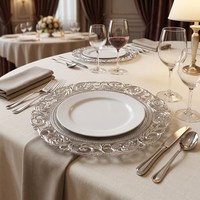 Assiette de présentation décorative classique en plastique écologique gravée or pour la mise en table de banquets d'hôtel et de mariages