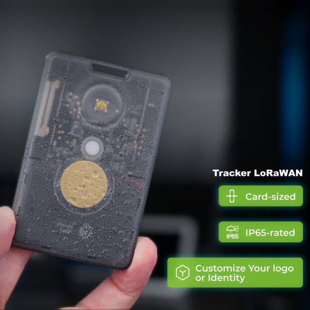 SenseCAP Card Tracker T1000-E LoRaWAN GPS Tracking Open-Source with Temp Light 3-Axis Accel Sensors for WiFi