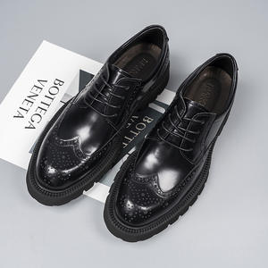 Chaussures Oxford en cuir de vache véritable de haute qualité pour hommes, chaussures habillées en cuir formelles, imperméables, respirantes, antidérapantes pour les réunions, les mariages, le marié - Product Image 1