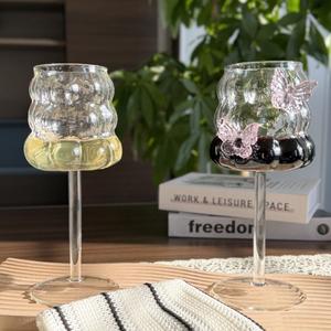 <span class=keywords><strong>Verre</strong></span> à vin rouge transparent en forme de grappe avec motif papillon rose en relief pour fêtes, bars et restaurants - Product Image 2