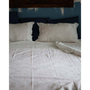 Cubrecama de Algodón Jacquard Doble 210x240cm - Product Image 1