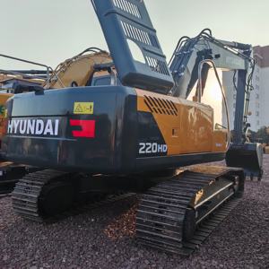 Excavatrice Hyundai R220HD d'occasion de 22 tonnes avec moteur Cummins, pompe hydraulique et boîte de vitesses, faible nombre d'heures, pour les travaux de terrassement et de construction - Product Image 1