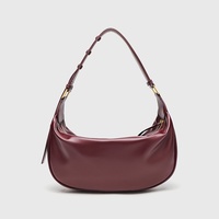 Sac bandoulière demi-lune tendance en cuir PU durable pour femme, petit sac de bras grande capacité avec fermeture éclair, couleur unie