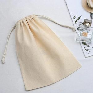 Sac à poussière en coton réutilisable et recyclable pour la promotion de chapeaux, avec logo personnalisé imprimé, cordon de serrage, pochette en mousseline pour vêtements et chaussures - Product Image 4