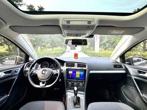 <span class=keywords><strong>Volkswagen</strong></span> <span class=keywords><strong>Golf</strong></span> 5 portes 5 places, berline à hayon, essence, turbo, automatique, tissu, conduite à gauche, écran tactile, caméra, LED, modèle 2020 - Product Image 4