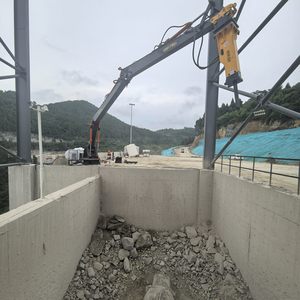 Statisch hydraulisch steenbreker-boomsysteem met cabine voor de bestuurder, draadloze afstandsbediening, kaakbreker, steenbreker - Product Image 1