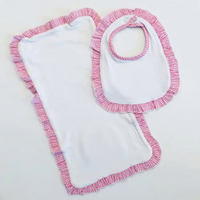 Ensemble de bavoirs et langes en coton pour bébé, motif gingham tissé, avec volants, pour nouveau-né fille, cadeau personnalisé, bavoirs à bordure personnalisée, ensemble de vêtements pour bébé fille 2026