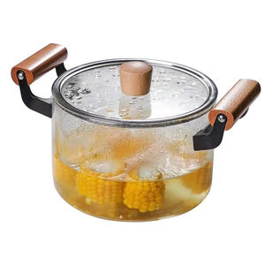 Marmite à soupe et ragoût en verre borosilicate haute résistance au feu, design européen, compatible lave-vaisselle, compatible gaz et induction, avec poignée en bois - Product Image 1
