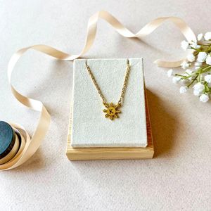 अनुकूलित थोक फिलीपिन सूर्य उत्कीर्ण प्रारंभिक हार व्यक्तिगत आधुनिक फिलिपिनो गहने बेटी स्नातक उपहार - Product Image 3