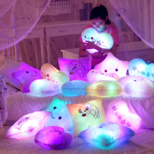 Китайская фабрика, поставка, индивидуальный логотип, светодиодная красочная звезда, плюшевые игрушки, декоративная подушка для детей