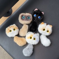Porte-clés en peluche créatif, mignon et amusant pour chats, pièce polyvalente à suspendre pour sacs d'école, cadeau tendance