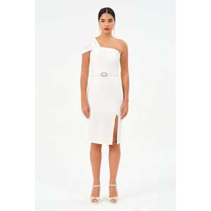 ชุดราตรีทรงเข้ารูปไหล่เดียวสุดหรู สีม่วงผ้าซาติน พร้อมดีเทลเข็มขัดและระดับเอวธรรมชาติ - Product Image 5