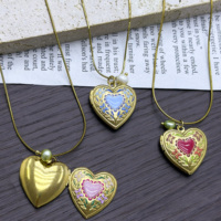 Collier en acier inoxydable de styles variés avec perles naturelles, breloque de Noël, pendentif médaillon vintage 'Maman' en forme de livre, prêt à porter, vente en gros