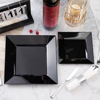 Assiettes carrées en plastique noires avec bord doré 9 pouces 13,5 pouces, assiettes jetables pour desserts/apéritifs/petits gâteaux pour fêtes, remises de diplômes