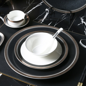 Juegos de Vajilla de Cerámica en Blanco y Negro con Bordes Dorados, Tazones para Sopa con Diseño de Patchwork para Hoteles, Restaurantes, Bodas y Fiestas - Product Image 3