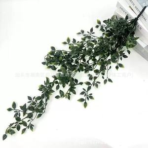 Vignes artificielles Shuyu en plastique, verdure suspendue pour décoration intérieure et extérieure, style bonsaï à fixer au mur - Product Image 5