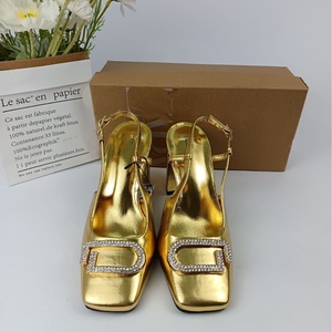Nouvelles sandales à talons hauts pour femmes, modèle 99, à bout pointu, forme <span class=keywords><strong>G</strong></span>, à enfiler, ornées de perles, couleur or, à plateforme épaisse, imperméables et tendance - Product Image 4