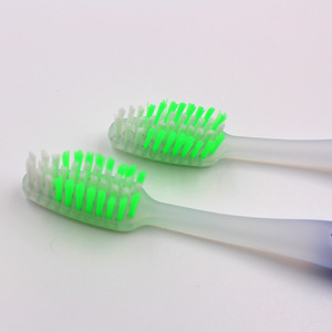 Otocare Adult Toothbrush Transparent PP Handle Colorful Manual Toothbrush for Brushing Teeth Cleaning Teeth - Product Image 5