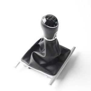 6 velocità per VW Amarok 2H in pelle nera manopola cambio - Product Image 3