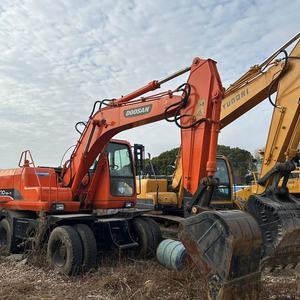 Excavatrice sur pneus d'occasion d'origine coréenne Doosan DH210W-7, modèle 2022, 19,8 tonnes, moteur et pompe, vente directe d'usine - Product Image 3