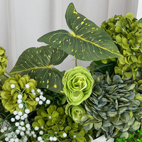 Bunga Hydrangea, Lili Putih, Baby's Breath, dan Lotus Buatan yang Realistis dan Indah untuk Dekorasi Latar Belakang Tempat Pernikahan