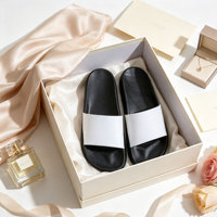 Chaussons Babouches pour Femmes avec Logo Personnalisé Imprimé, Semelle Intérieure Souple Antidérapante, pour la Maison et la Plage, Vente en Gros