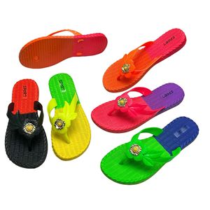 Sandales d'extérieur en PVC à blocs de couleur et clous pour femme – Durables, sportives, décontractées, mode été, printemps, automne – Vente en gros - Product Image 6