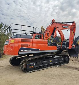 Excavadoras usadas económicas Tractor de excavadora Doosan DX300 Características Maquinaria de movimiento de tierras Maquinaria de construcción de ingeniería usada - Product Image 3